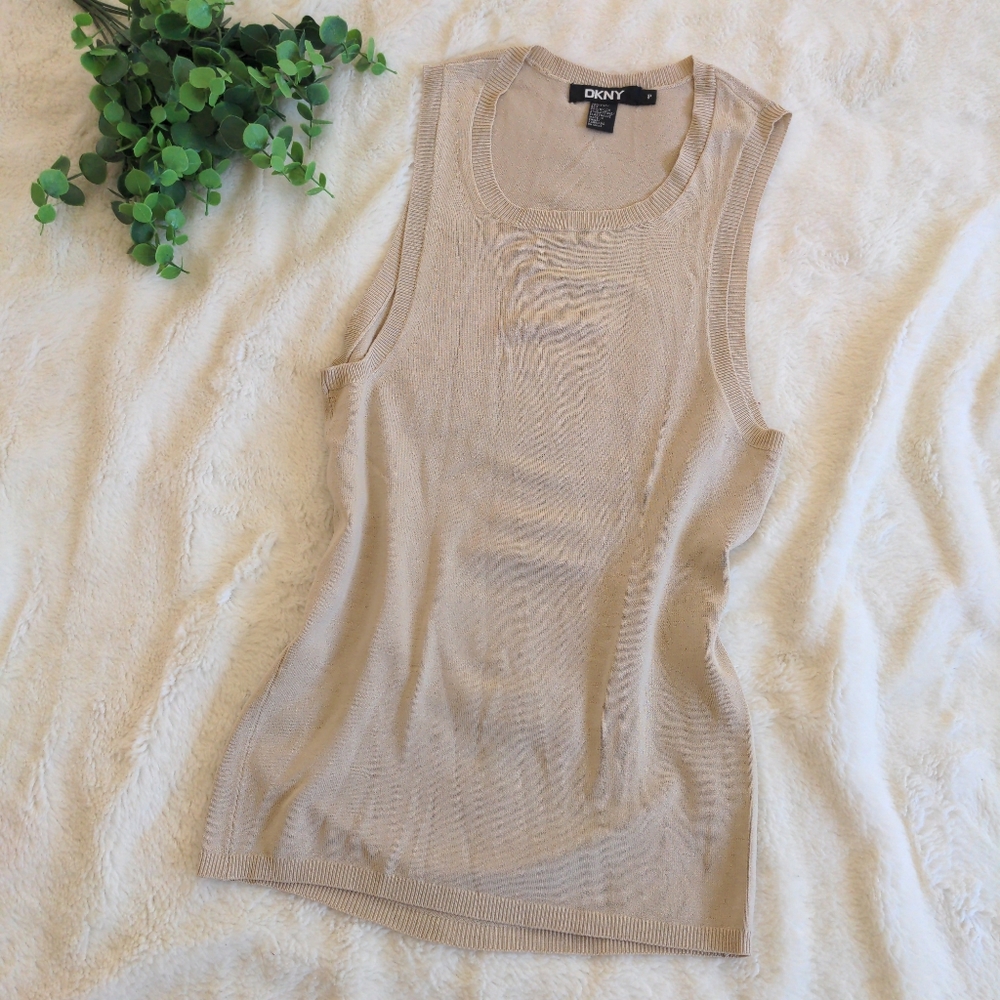 🌷3/15🌷 DKNY silk blend sweater vest size S